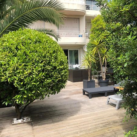 Only 60M To The Beach, 2 Bedroom Cozy Apartment, 80M2 Big Garden, Very Central Cannes Exterior photo